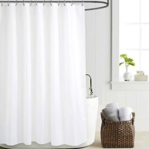 rideau de douche en tissu blanc